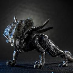 Alien Crusher 1:18 Scale Figure