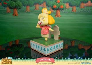 Isabelle Statue
