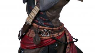 Aveline De Grandpre Assassin of New Orleans 10.6" Statue