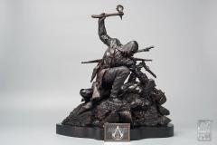 Connor Premium Statue (bronze)