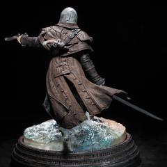 Edward Kenway 14" Statue