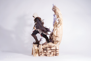 Animus Ezio 1/4 Scale Statue