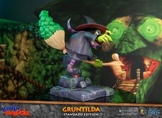 Gruntilda 15.7" Statue