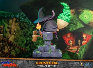 Gruntilda 15.7" Statue