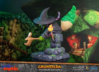 Gruntilda 15.7" Statue