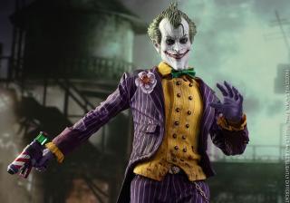 Joker 1/6 Scale Figure