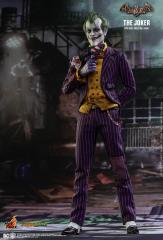 Joker 1/6 Scale Figure