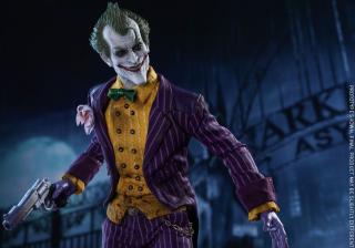 Joker 1/6 Scale Figure