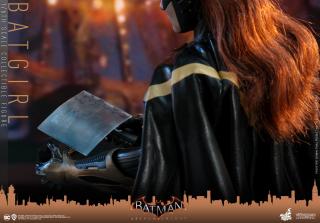 Batgirl 1/6 Scale Figure