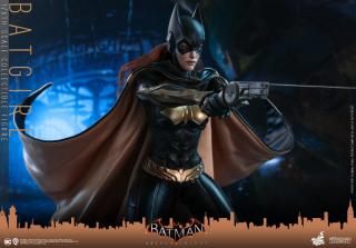 Batgirl 1/6 Scale Figure