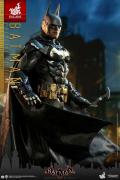 Batman 1/6 Scale Figure (Prestige / exclusive)