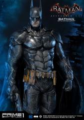 Batman Battle Damage 1/3 Scale Statue