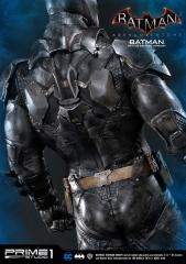 Batman Battle Damage 1/3 Scale Statue