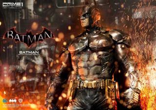 Batman Battle Damage 1/3 Scale Statue