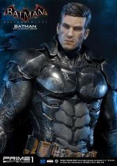 Batman Battle Damage 1/3 Scale Statue