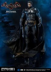 Batman Battle Damage 1/3 Scale Statue