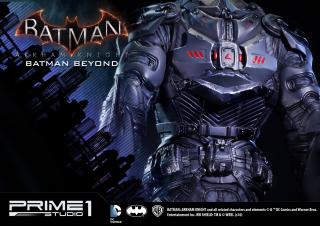 Batman Beyond 1/3 Scale Statue (exclusive)