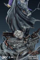 Batman VS The Joker 1:8 Scale Statue