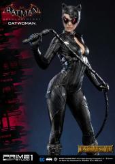 Catwoman 1/3 Scale Statue (exclusive)