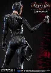 Catwoman 1/3 Scale Statue (exclusive)