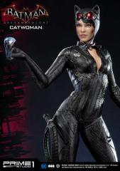 Catwoman 1/3 Scale Statue (exclusive)