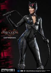 Catwoman 1/3 Scale Statue (exclusive)