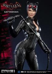 Catwoman 1/3 Scale Statue (exclusive)