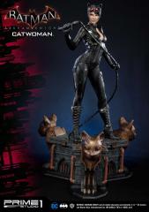 Catwoman 1/3 Scale Statue (exclusive)