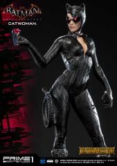 Catwoman 1/3 Scale Statue (exclusive)