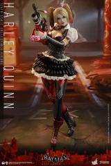 Harley Quinn 1/6 Scale Figure