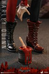 Harley Quinn 1/6 Scale Figure