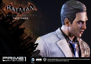 Two Face 1/3 Scale Statue (exclusive)