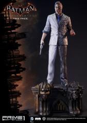 Two Face 1/3 Scale Statue (exclusive)