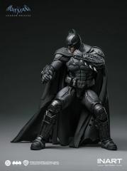 Batman 1/12 Scale Figure (battle damaged)