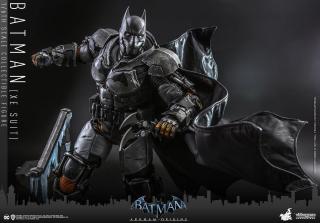 Batman 1/6 Scale Figure (XE Suit)