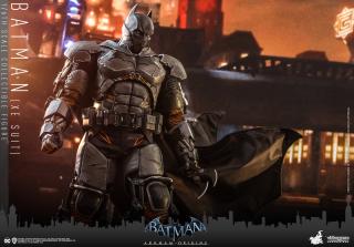 Batman 1/6 Scale Figure (XE Suit)