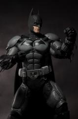 Batman: Arkham Origins 1/4 Scale Figure