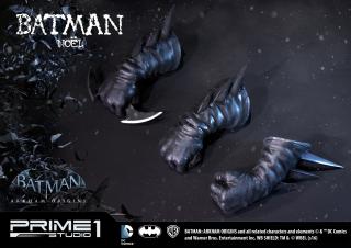 Batman Noel 1/3 Scale Statue (exclusive)