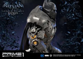 Batman XE Suit 1/3 Scale Statue (exclusive)