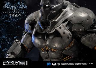 Batman XE Suit 1/3 Scale Statue (exclusive)