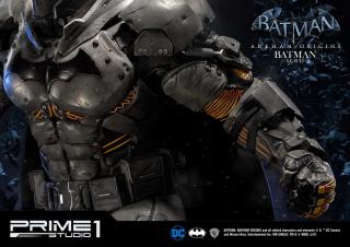 Batman XE Suit 1/3 Scale Statue (exclusive)