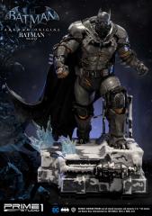 Batman XE Suit 1/3 Scale Statue (exclusive)