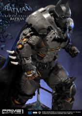 Batman XE Suit 1/3 Scale Statue (exclusive)