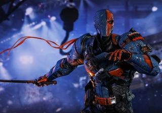 Deathstroke 1/6 Scale Figure