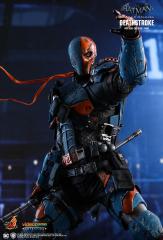 Deathstroke 1/6 Scale Figure