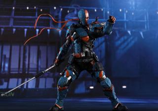 Deathstroke 1/6 Scale Figure