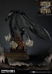 Gotham By Gaslight Batman 1/5 Scale Statue (black version / exclusive)