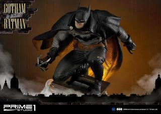 Gotham By Gaslight Batman 1/5 Scale Statue (black version / exclusive)
