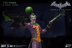 Joker Arkham Origins 1:8 Scale Statue