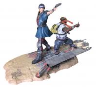 Knox & Callum 14" Statue (exclusive)